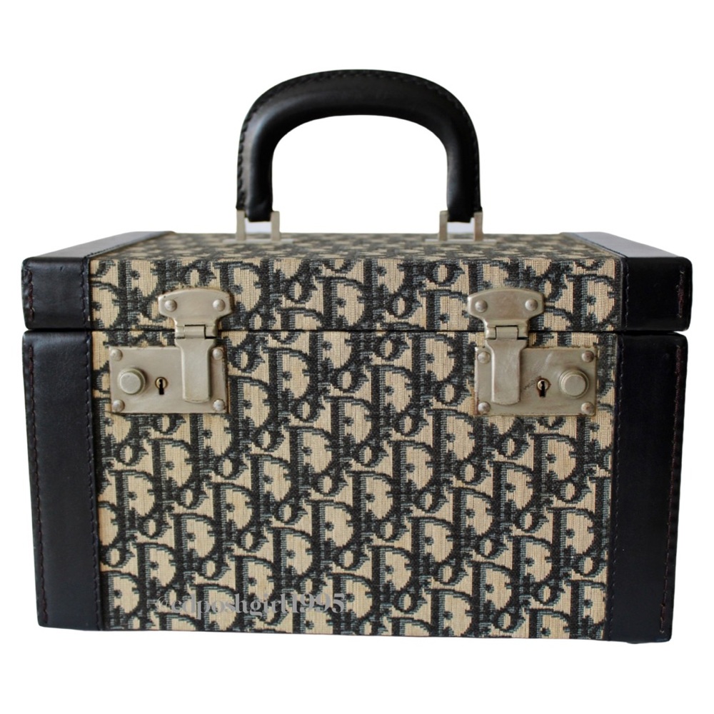 1970s Christian Dior Vanity Train Case Iconic Oblique Canvas with Keys & Tag - Picture 3 of 16